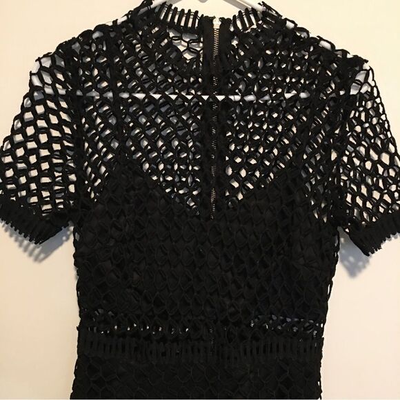 CR THICK NET PEEP BODYCON DRESS - Picture 3 of 5